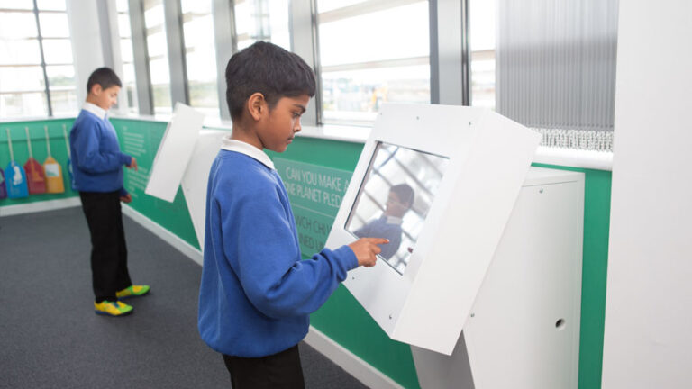 Bespoke quiz software Viridor Visitor Centre by Blackbox av 1 768x432