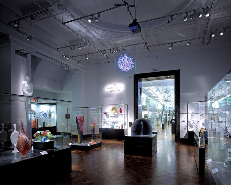 GuM VA Glass Gallery 768x614
